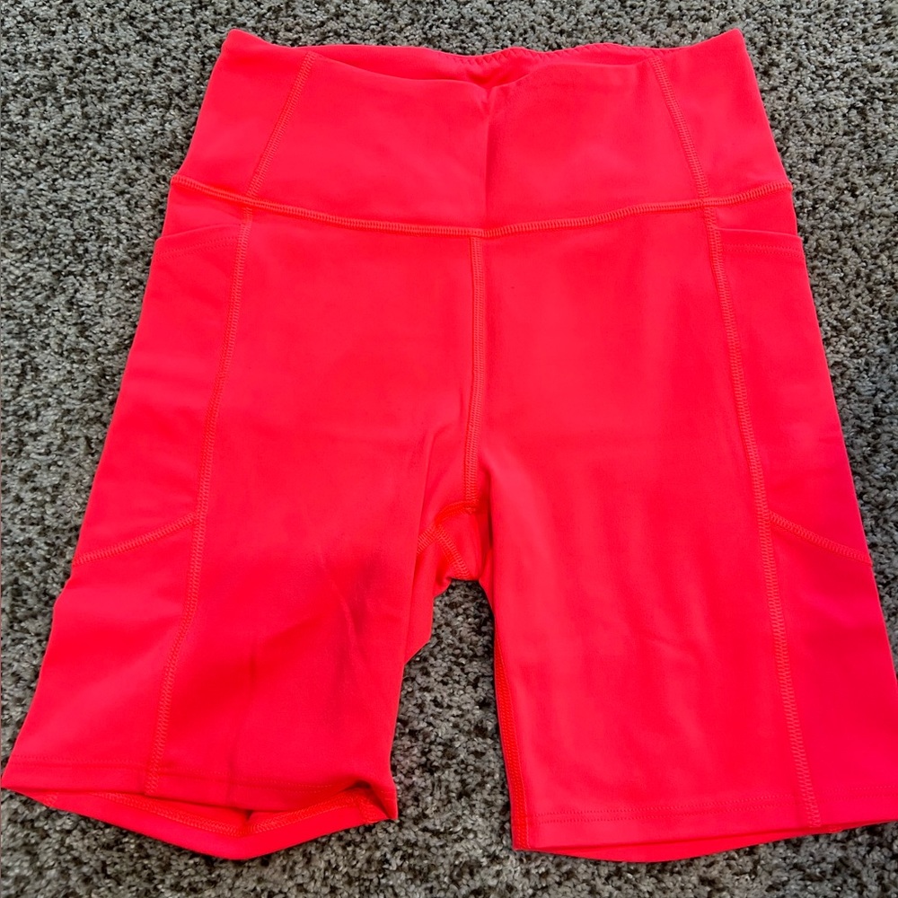 Victoria secret on point mid shorts